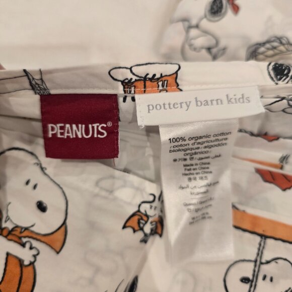 Pottery Barn Peanuts Snoopy Halloween Sheet Set Queen - Picture 7 of 13